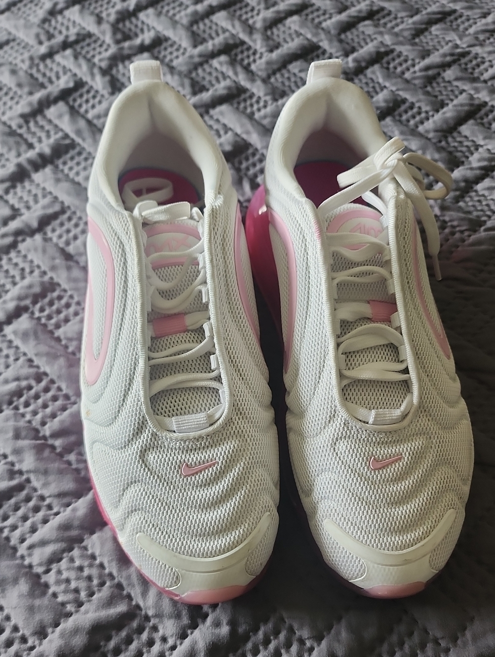 Nike Women's White and Pink Athletic Sneakers